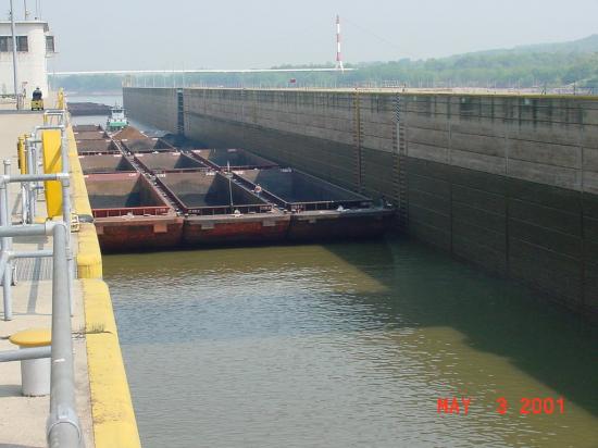 Barge entering the Greenup lock chamber.