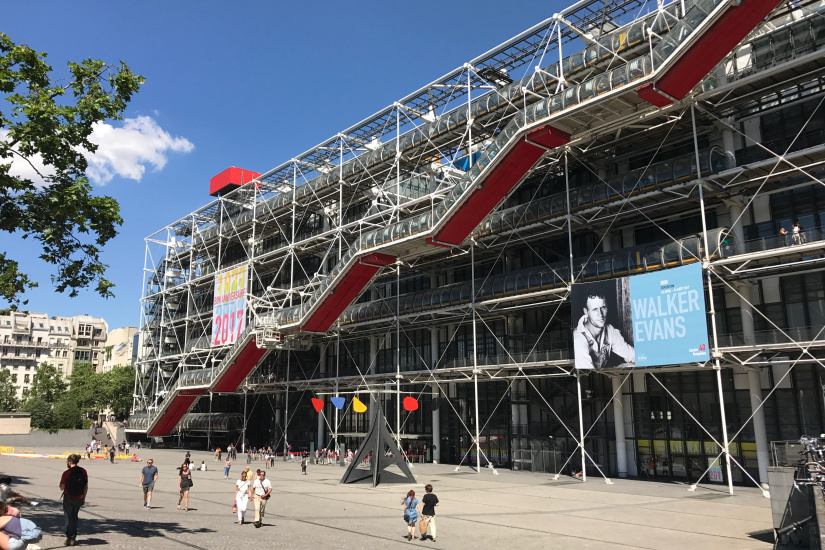 Centre pompidou transforme en club